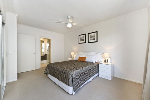 On The Bay Apartments - Accommodation Fremantle 19