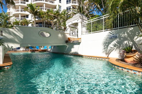 ULTIQA Burleigh Mediterranean Resort - Accommodation Fremantle 12