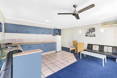 Broadbeach Travel Inn Apartments - Accommodation Fremantle 32