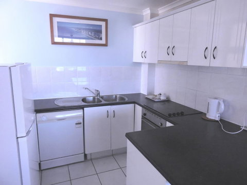 Broadbeach Travel Inn Apartments - Accommodation Fremantle 43