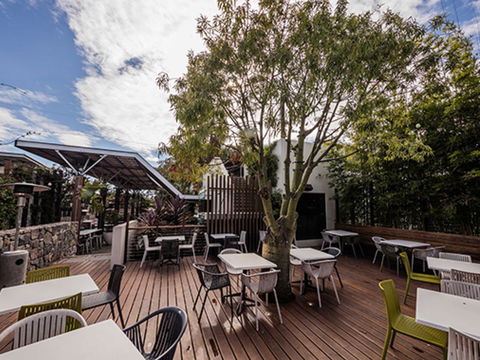 Eatons Hill Hotel - Accommodation Fremantle 36