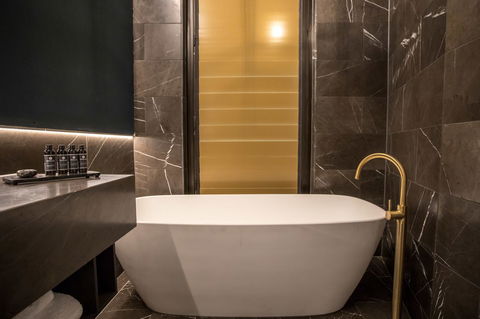 Eatons Hill Hotel - Accommodation Fremantle 27