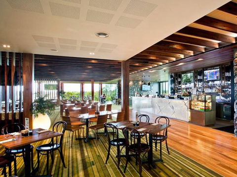 Eatons Hill Hotel - Accommodation Fremantle 6