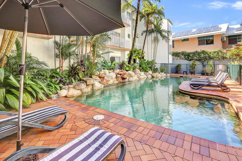 Coral Tree Inn - Accommodation Fremantle 2
