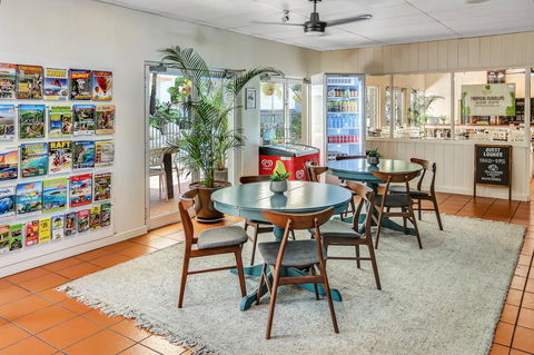 Coral Tree Inn - Accommodation Fremantle 16