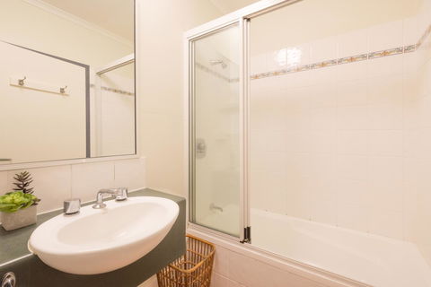 Coral Tree Inn - Accommodation Fremantle 41