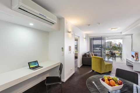 Code Apartments - Accommodation Fremantle 41