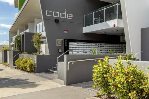 Code Apartments - Accommodation Fremantle 14