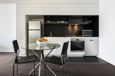 Code Apartments - Accommodation Fremantle 3