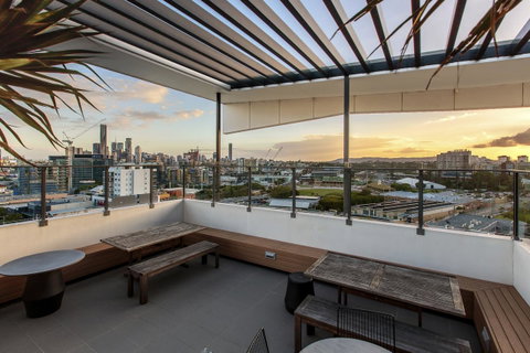 Code Apartments - Accommodation Fremantle 16