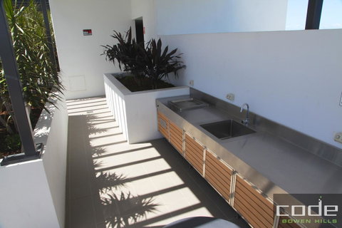 Code Apartments - Accommodation Fremantle 28