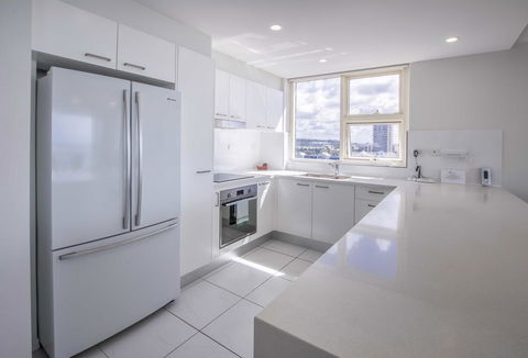 84 The Spit Holiday Apartments - Accommodation Fremantle 7