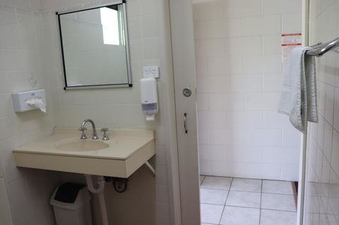 YAL Cairns - A Motel That Makes A Difference - Accommodation Fremantle 20