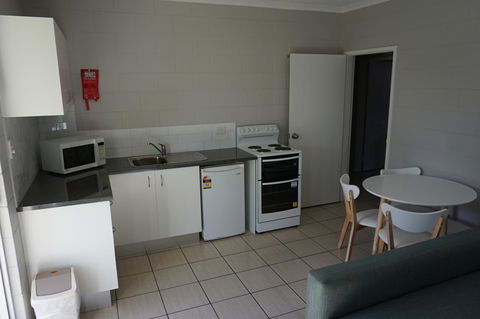 YAL Cairns - A Motel That Makes A Difference - Accommodation Fremantle 26