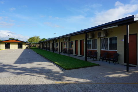 YAL Cairns - A Motel That Makes A Difference - Accommodation Fremantle 39