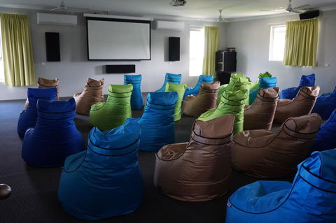 YAL Cairns - A Motel That Makes A Difference - Accommodation Fremantle 4