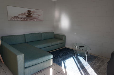 YAL Cairns - A Motel That Makes A Difference - Accommodation Fremantle 22