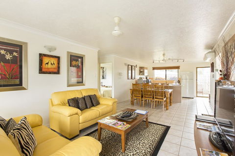 Marcol Place Holiday Apartments - Accommodation Fremantle 6