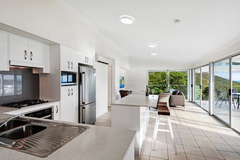 Oasis Apartments On Hamilton Island By HIHA - Accommodation Fremantle 38