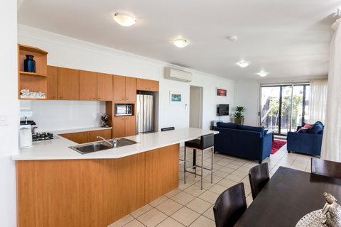 Oasis Apartments On Hamilton Island By HIHA - Accommodation Fremantle 3