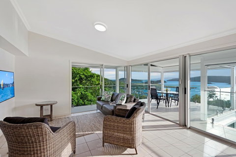 Oasis Apartments On Hamilton Island By HIHA - Accommodation Fremantle 35