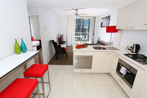 Mantra Midtown - Accommodation Fremantle 14