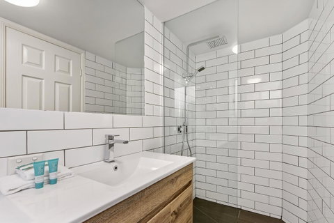 Dockside Apartments Mooloolaba - Accommodation Fremantle 2