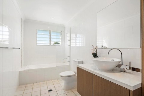 Nautilus On The Hill - Airlie Beach - Accommodation Fremantle 24