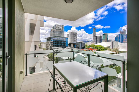 Vine Apartments South Brisbane - Accommodation Fremantle 3