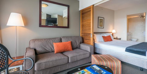 Broadbeach Savannah Resort - Accommodation Fremantle 33