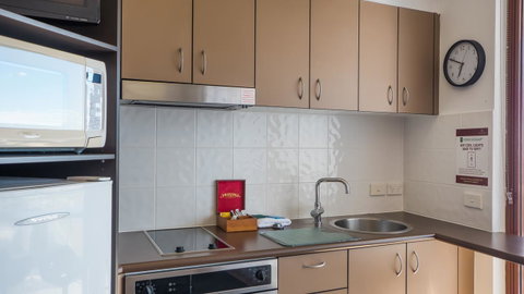 Broadbeach Savannah Resort - Accommodation Fremantle 41