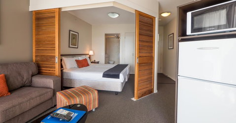 Broadbeach Savannah Resort - Accommodation Fremantle 32