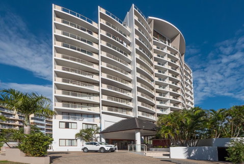 Broadbeach Savannah Resort - Accommodation Fremantle 0