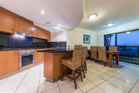 Paradise Penthouse At Waves - Airlie Beach - Accommodation Fremantle 4