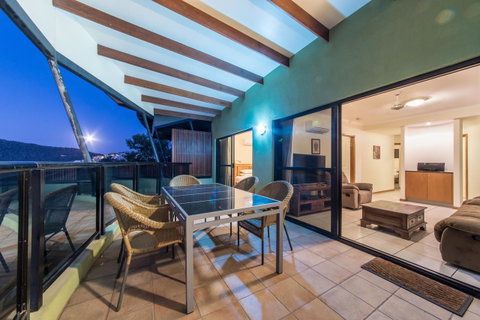 Paradise Penthouse At Waves - Airlie Beach - Accommodation Fremantle 27