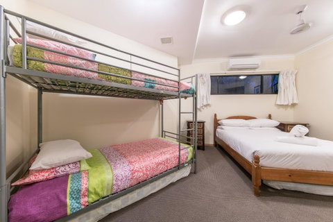 Paradise Penthouse At Waves - Airlie Beach - Accommodation Fremantle 17