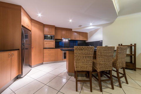 Paradise Penthouse At Waves - Airlie Beach - Accommodation Fremantle 6