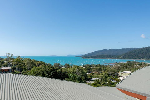 Paradise Penthouse At Waves - Airlie Beach - Accommodation Fremantle 31