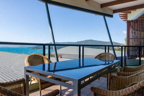 Paradise Penthouse At Waves - Airlie Beach - Accommodation Fremantle 25