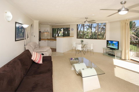Spindrift On The Beach - Absolute Beachfront - Accommodation Fremantle 19