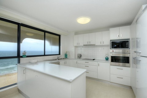 Spindrift On The Beach - Absolute Beachfront - Accommodation Fremantle 30