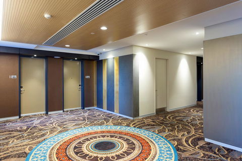 Calamvale Hotel Suites And Conference Centre - Accommodation Fremantle 2