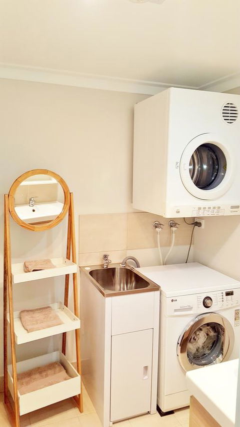 Shasta Place - Accommodation Fremantle 19