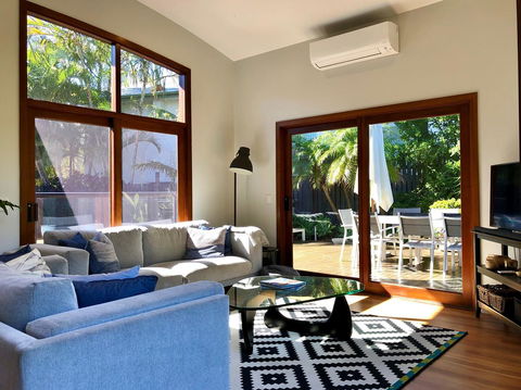 Villa 1 - 3 Parkedge Road - Accommodation Fremantle 5