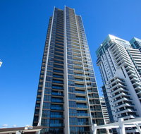High Floor Ocean View Suites Broadbeach - Accommodation Fremantle