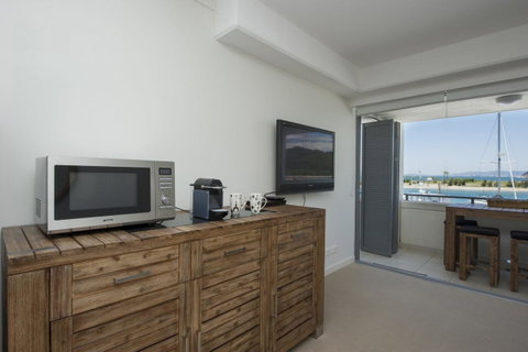 Blue On Blue Studio Room 1272 - Accommodation Fremantle 6