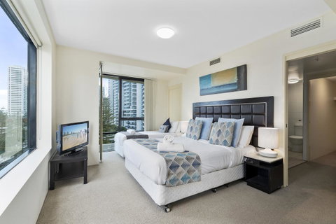 Broadbeach On The Park, 3 Bed Ocean - We Accommodate - Accommodation Fremantle 6