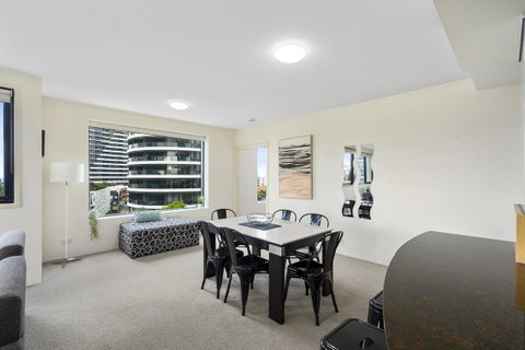 Broadbeach On The Park, 3 Bed Ocean - We Accommodate - Accommodation Fremantle 4