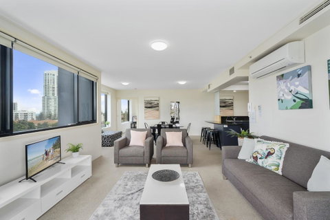 Broadbeach On The Park, 3 Bed Ocean - We Accommodate - Accommodation Fremantle 5