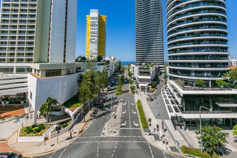 Broadbeach On The Park, 3 Bed Ocean - We Accommodate - Accommodation Fremantle 17